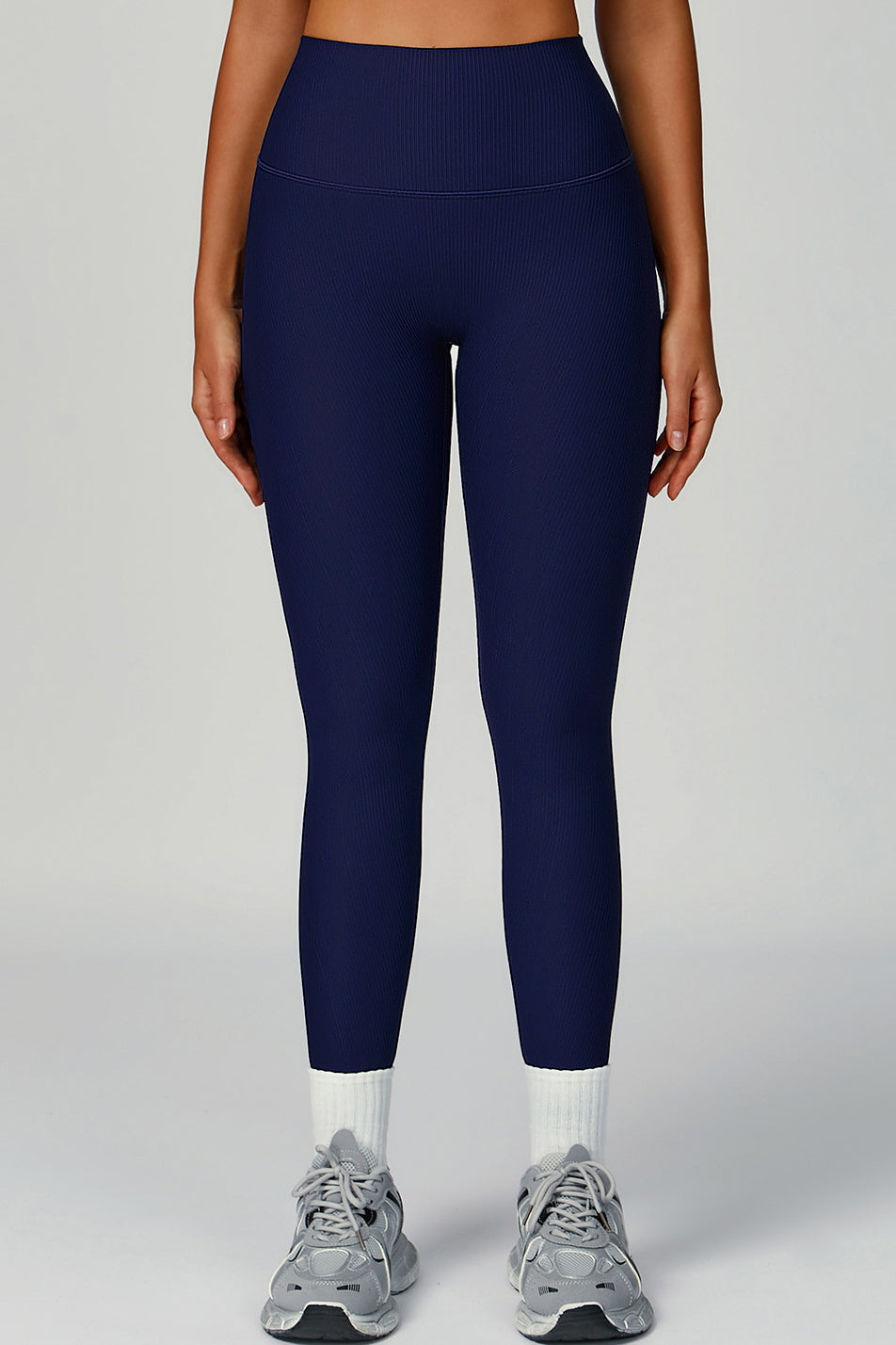 The Burst Ribbed Legging