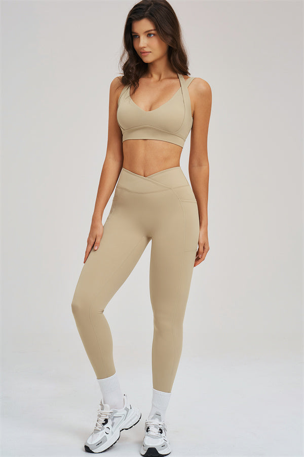 The Flourish V-Waist Legging
