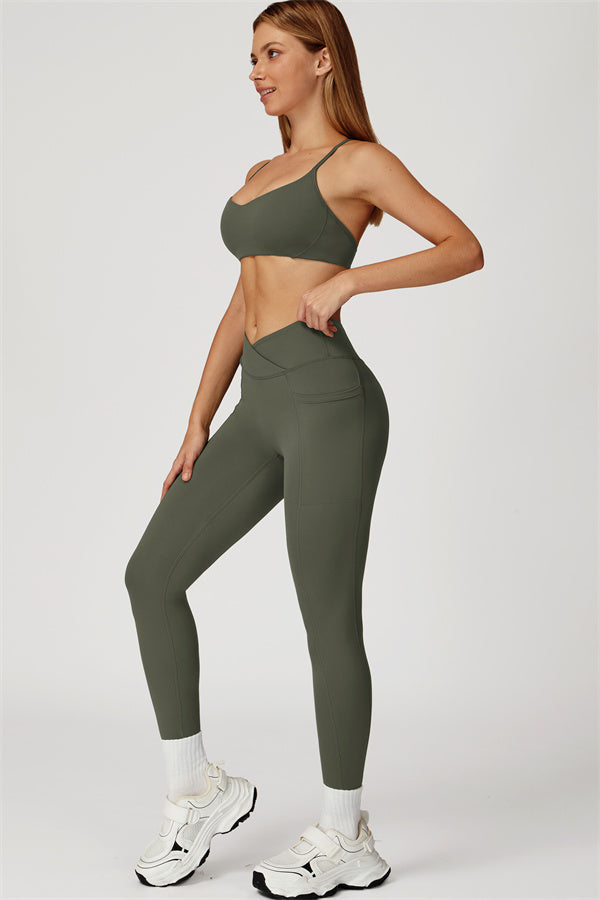 The Flourish V-Waist Legging