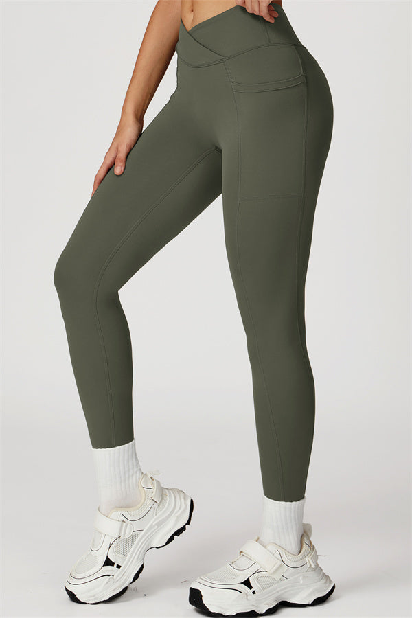 The Flourish V-Waist Legging