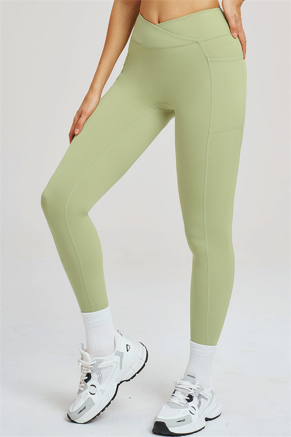 The Flourish V-Waist Legging