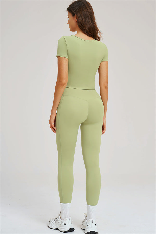 The Flourish V-Waist Legging