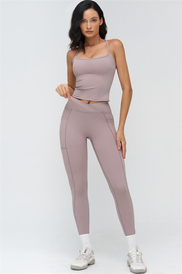 The Flourish V-Waist Legging