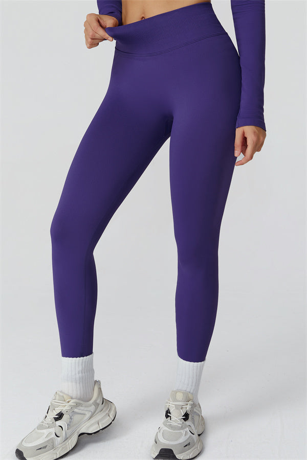The Reign Legging